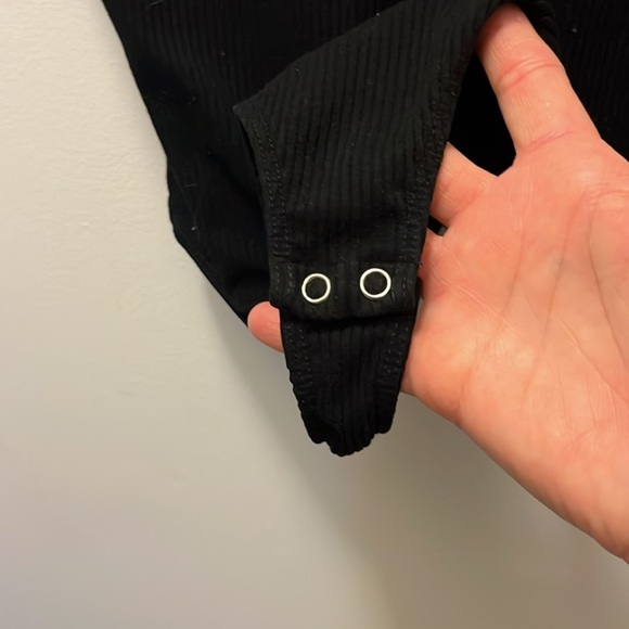 American eagle ribbed black spaghetti strap bodysuit size large - Picture 3 of 7